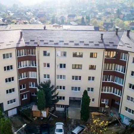 Ely Apartaments Borşa Exteriör bild